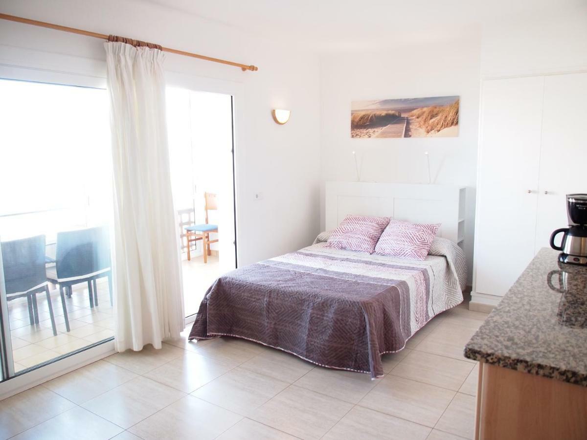 Miramar 32C Apartment โรเซส ภายนอก รูปภาพ